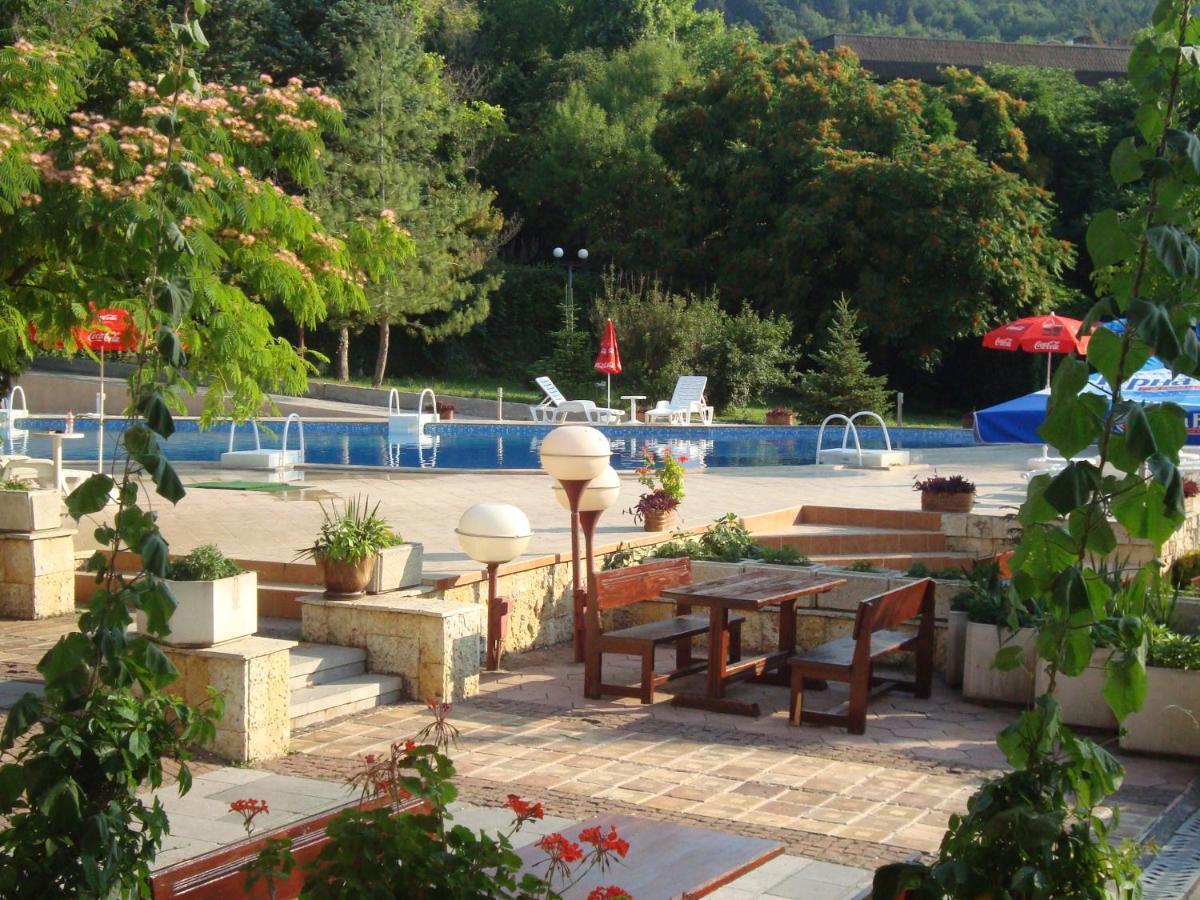 Park Complex Viktoria Hotel Balcsik Kültér fotó