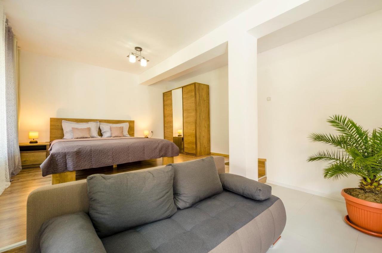 Park Complex Viktoria Hotel Balcsik Kültér fotó