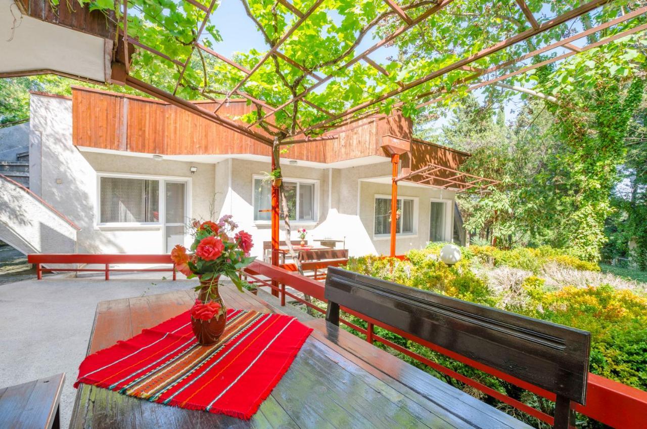Park Complex Viktoria Hotel Balcsik Kültér fotó